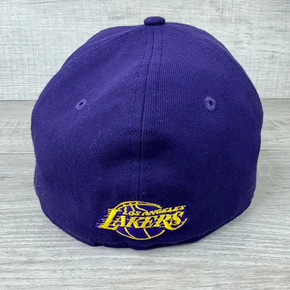 New Era 59Fifty Los Angeles Lakers Cap Mens 7 1/4 Purple Embroidered Fitted Hat